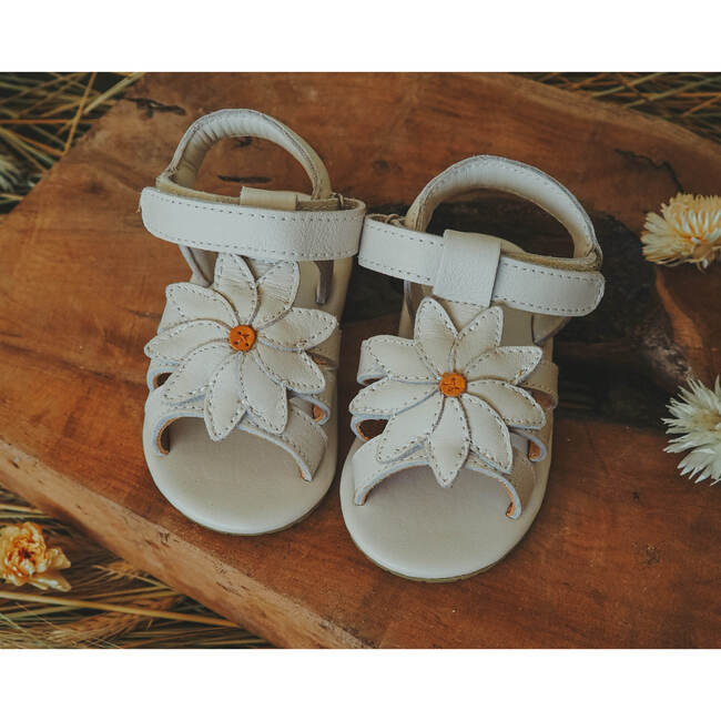 Tuti Fields Daisy Leather Sandals, Off-White - Sandals - 2