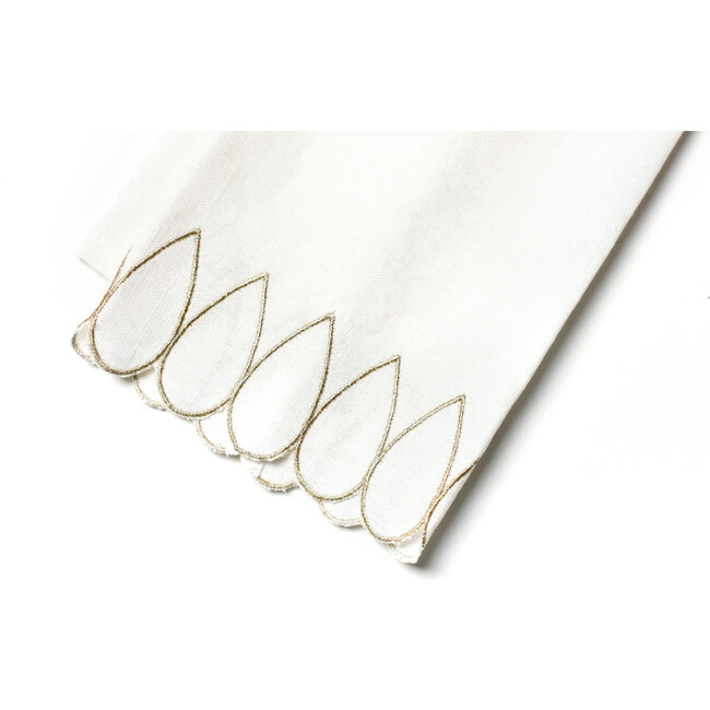 Deco Gold Scallop Medium Hand Towel - Tabletop - 4