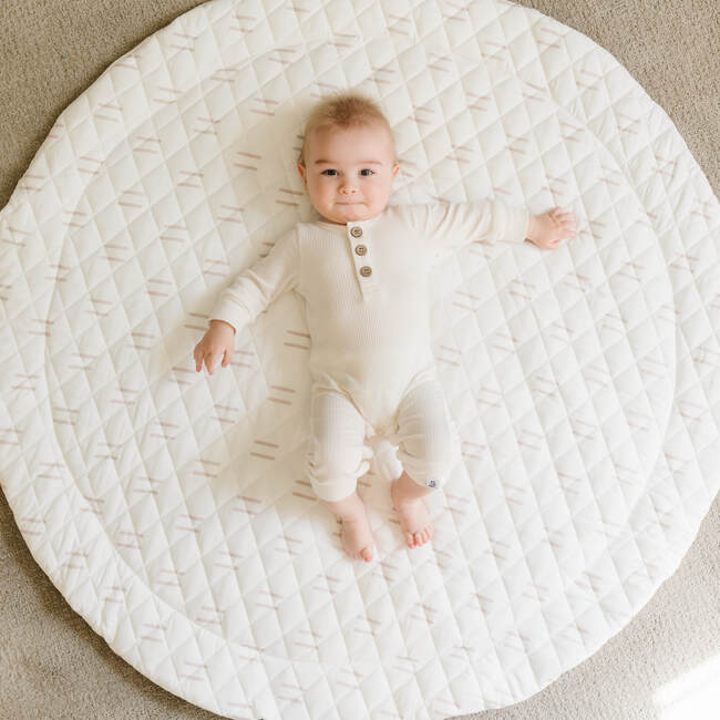 Padded Round Play Mat, Neutral Line - Playmats - 3