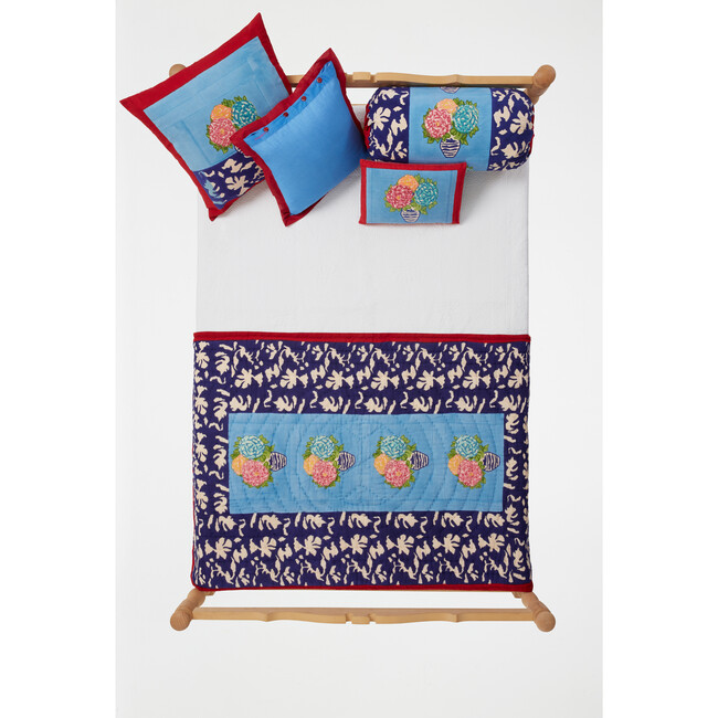 Matisse Pot Sky Reversible Quilt, 43x70 - Quilts - 3