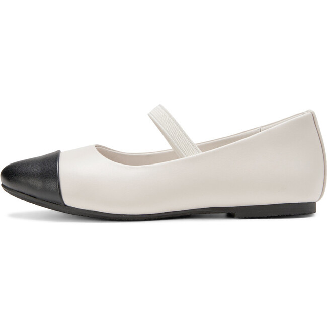 Bebe Leather 3.0 Pointed Toe Ballet Flats, White And Black Total