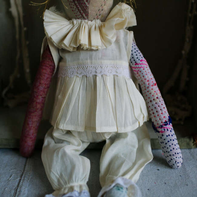Kantha Ruffle Bun Ragdoll - Accents - 2