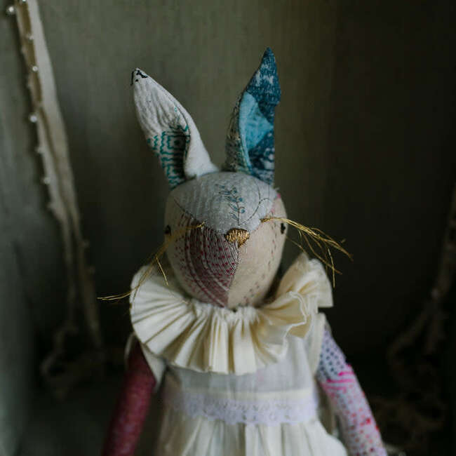 Kantha Ruffle Bun Ragdoll - Accents - 3