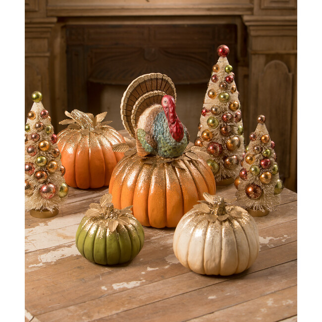 Traditional Turkey On Pumpkin - Accents - 2