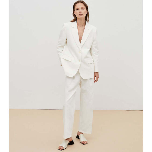 Women's Capri Lapel Collar Flap Pockets 2-Button Jacket, White - Shorts - 3