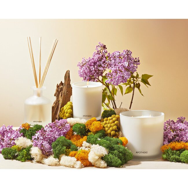 White Vetiver Candle, White - Candles - 3