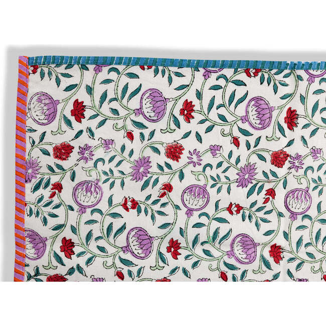 Loews Table Runner - Tabletop - 4