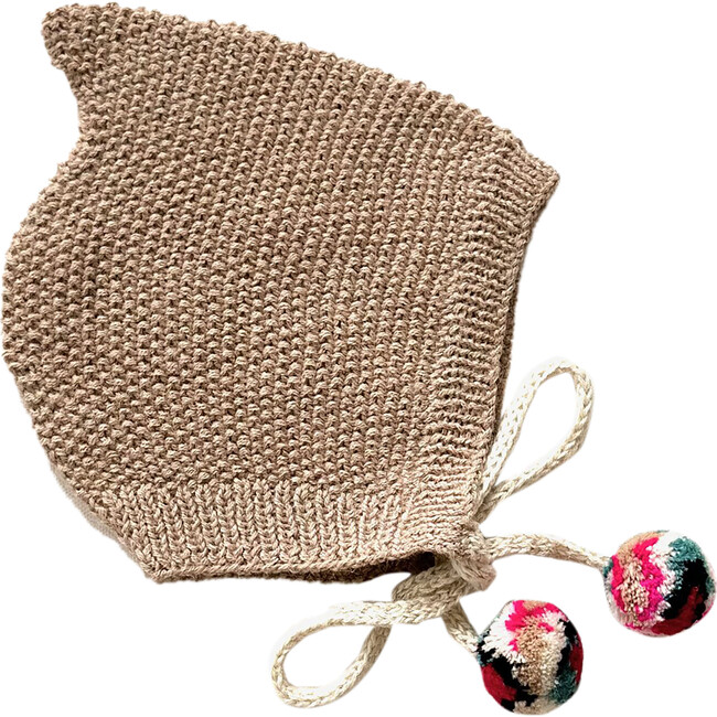Chic Hand-Knit Bonnet, Nuevo Oat