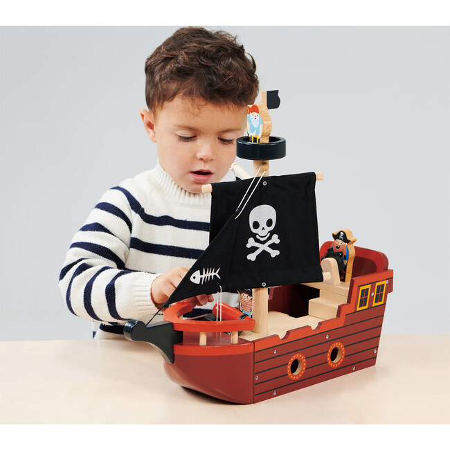 Fishbones Pirate Ship - Woodens - 3