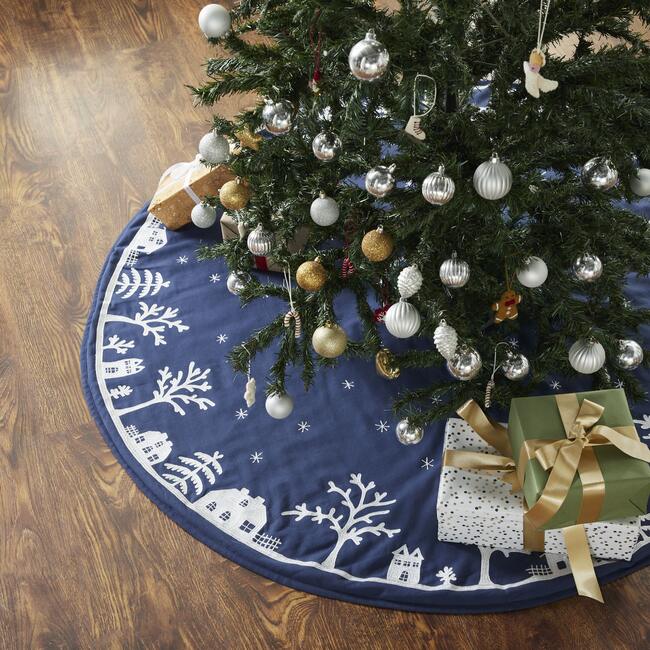 Handmade Christmas Tree Skirt in Cotton - Village Scene on Navy Blue - 60" - Tree Skirts - 3