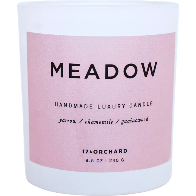 Meadow Candle - Yarrow Buds, Chamomile, Guaiacwood - Candles - 1