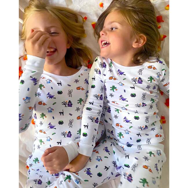 The Organic Long Sleeve Pajama Set, Trick or Treat - Pajamas - 2