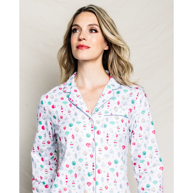 Women's Pajama Set, Vintage Ornaments - Pajamas - 3