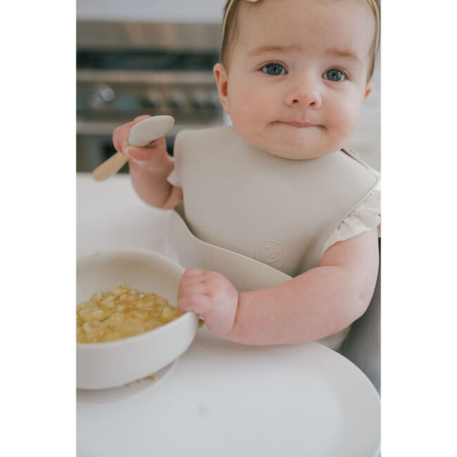 Pink Pig Design BPA Free Silicone Baby Bib - China Bib and Baby