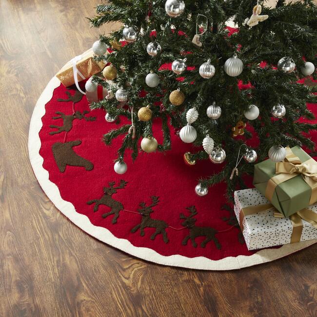 Handmade Christmas Tree Skirt in Felt - Sleigh and Reindeer on Red - 60" - Tree Skirts - 2