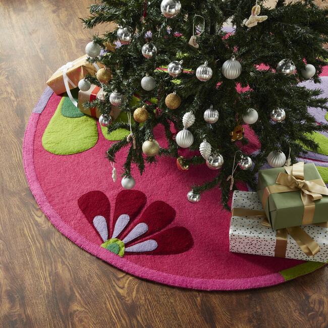 Handmade Christmas Tree Skirt 60", Flowers on Pink - Tree Skirts - 2