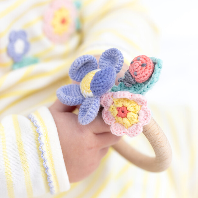 Bloom Crochet Teething Ring, Multicolors - Teethers - 2