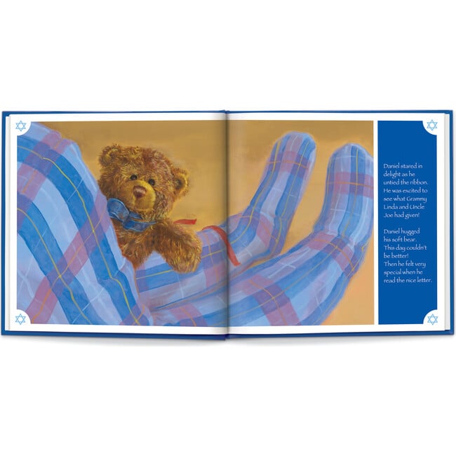 “A Hanukkah Bear For Me” Personalized Book with Bear Gift Set - Books - 4