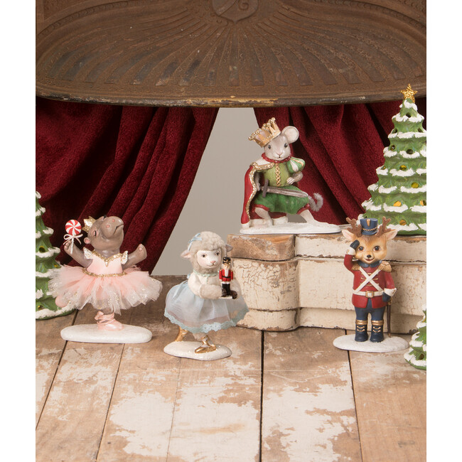 Sugar Plum Hippo - Accents - 3
