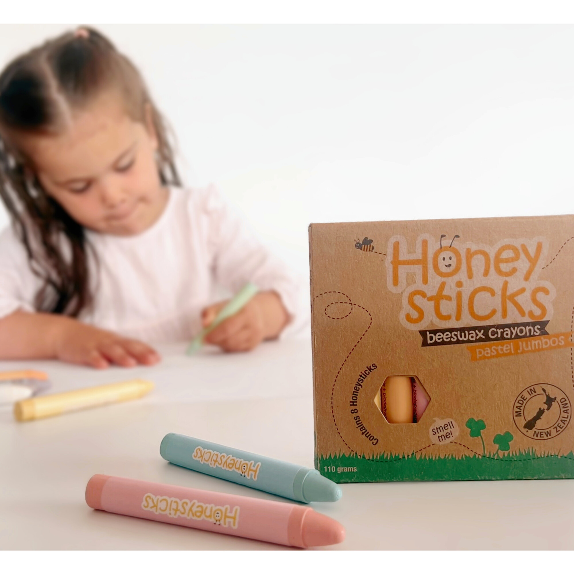 Honeysticks Jumbo Crayons (8 Pack) - Pastel Colors - Non Toxic Crayons for  Kids - 100% Pure Beeswax, Food Grade Colors - Large Crayons, Easy to Hold