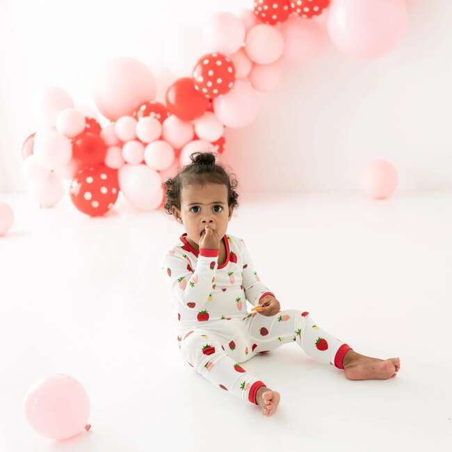 Long Sleeve Toddler Pajama, Strawberry - Pajamas - 3