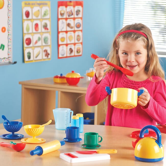 Pretend & Play® Kitchen Set - STEM Toys - 4