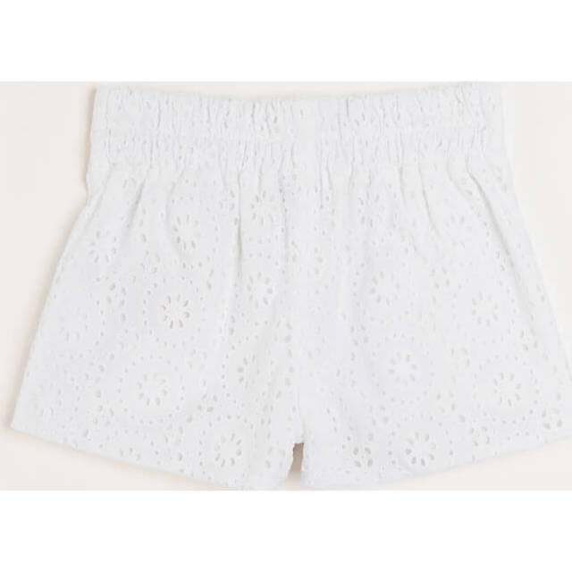 Broderie Anglais Button Detail Shorts, White - Shorts - 4