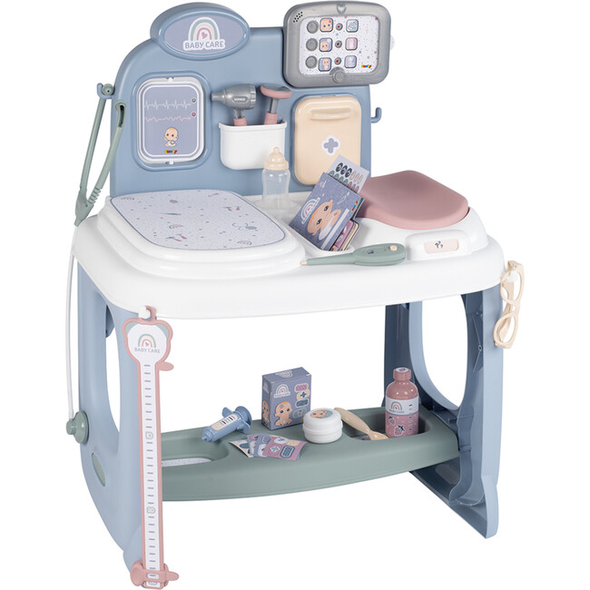 Pediatrician Baby Care Center Playset, 24 Pieces