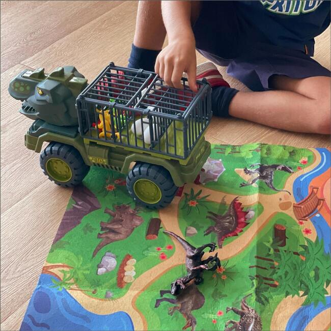 The Bubble Factory: Dino Truck Play Set, 16 Pieces - Transportation - 4