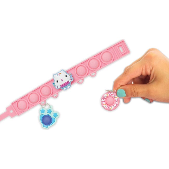 Pop-Eeze: Gabby's Dollhouse Bracelet Activity Set - Activities - 6