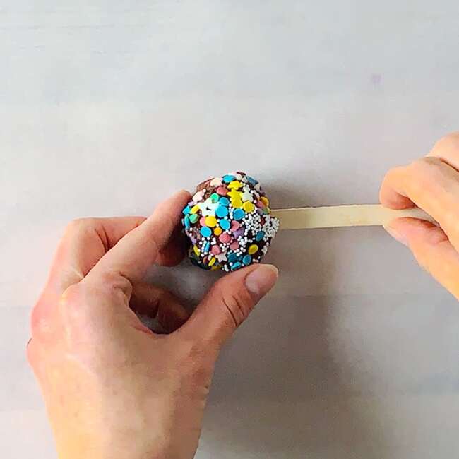 Chocolate Sprinkle Cookie Pop Kit - Party - 3