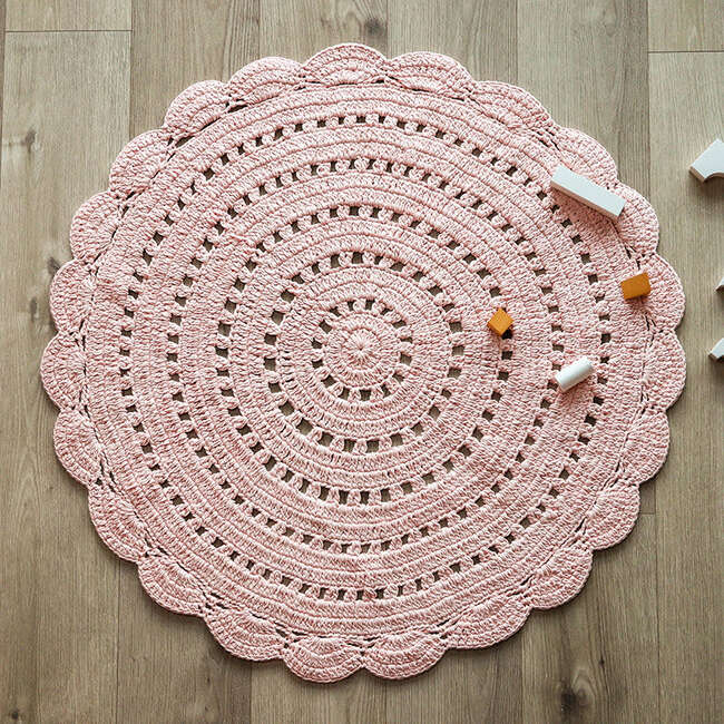 Alma Hand-Crocheted Scalloped Round Rug, Nude - Rugs - 2