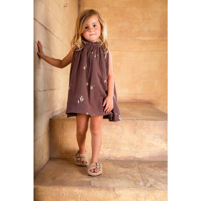 Girls Box Pleated Neckband Sleeveless Dress, Brown - Dresses - 3