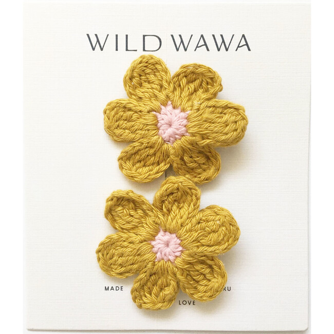 Crochet Flower Clip Set, Golden