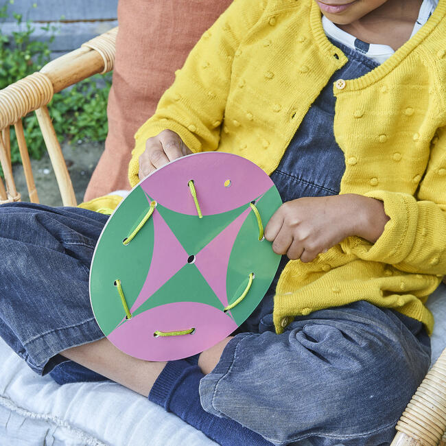 Shapes & Patterns Lacing Cards/ Set of 5 Cards - Games - 2