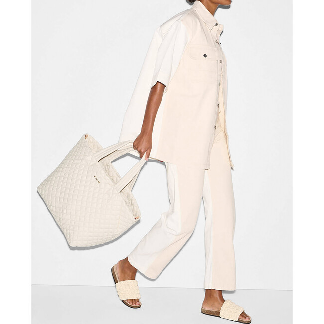 Women's Large Metro 2-Pocket Deluxe Tote, Sandshell - Bags - 3