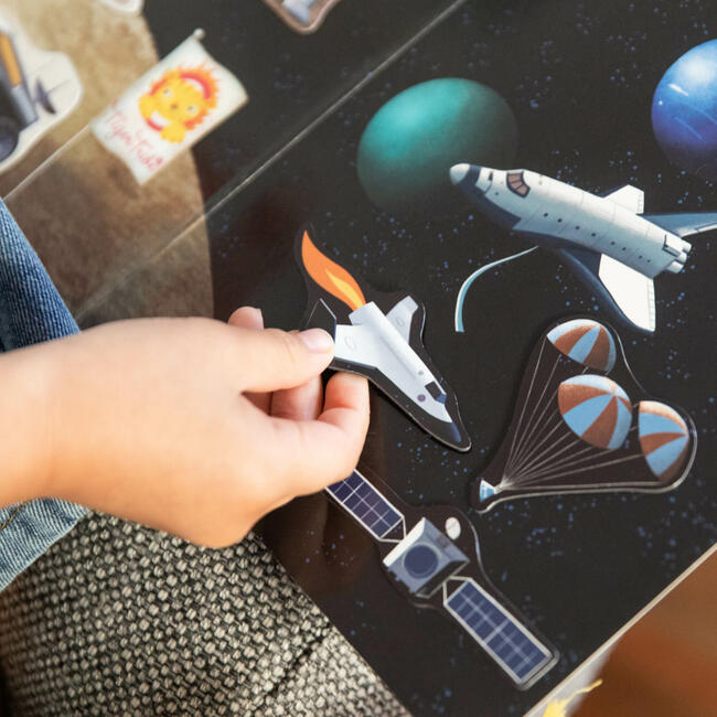 Tiger Tribe: Magna Carry - Space Explorer Fold Out Magnetic Play Scene - Play Kits - 3