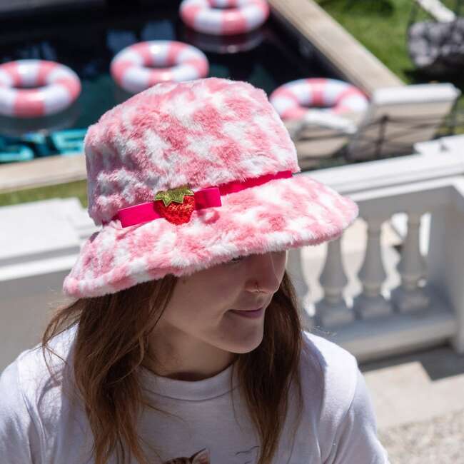 Adult Strawberry Shortcake Premium Parfait Houndstooth Bucket Hat, Pink