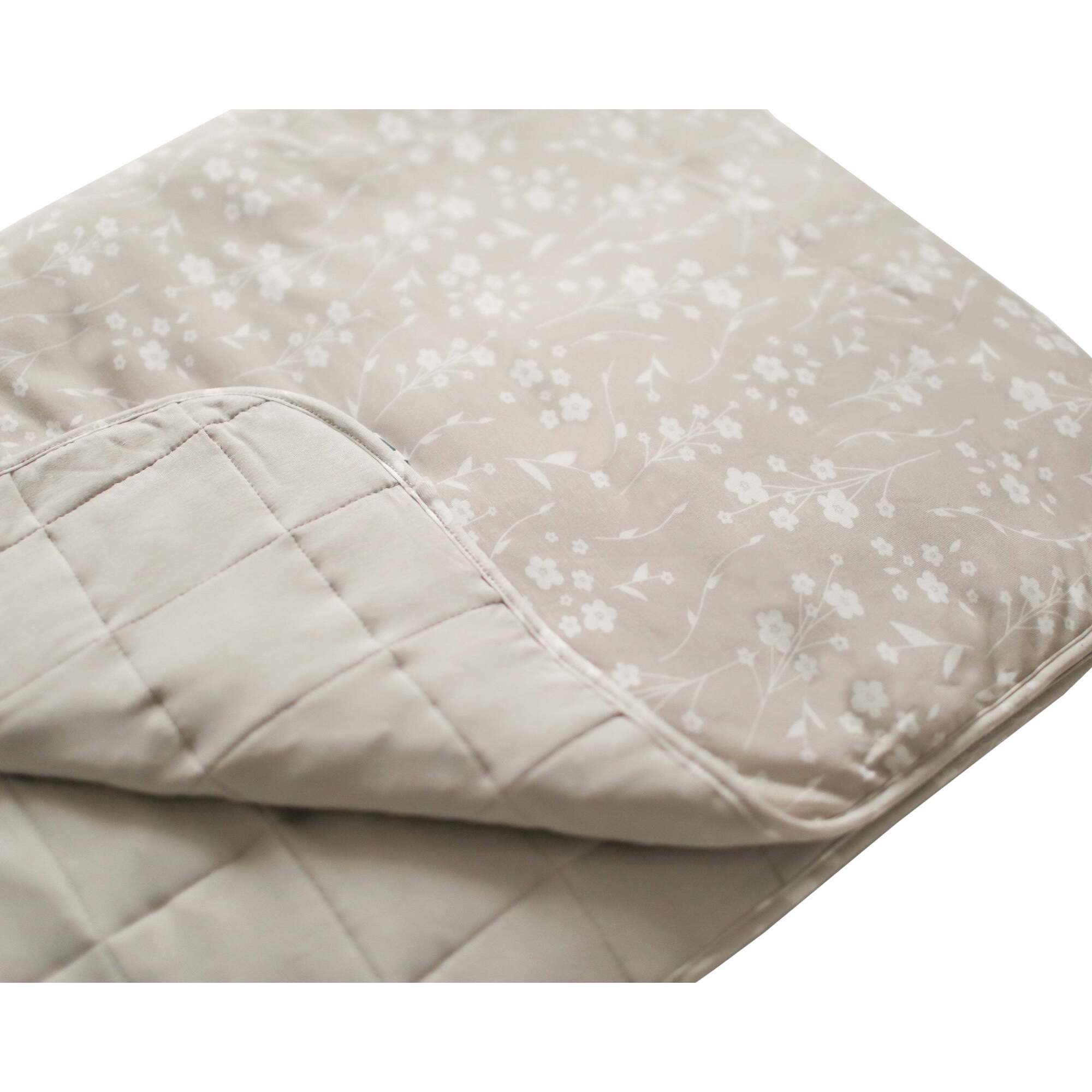 Cloud Comforter Mini Blanket 2.5 Tog, Magnolia - Blankets - 1