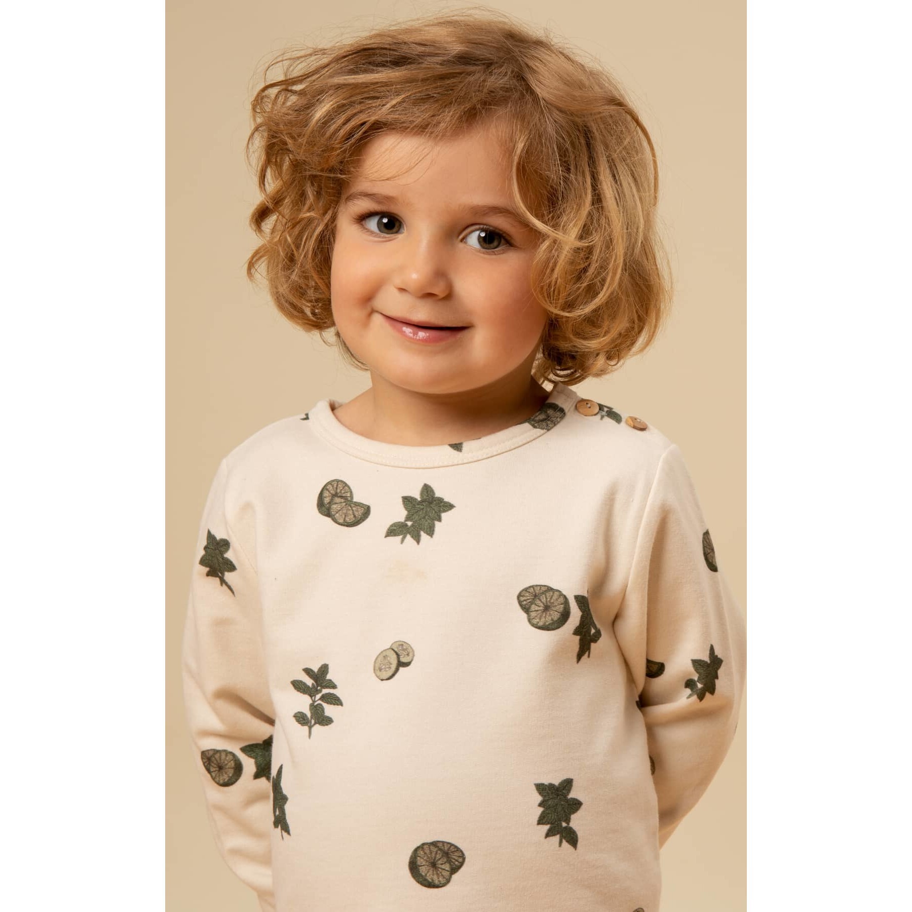 Noé Round Neck Sweatshirt, Off-White Fresh - Sweatshirts - 1