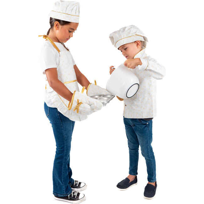 A LEADING ROLE COOKING MITTS DRESS UP