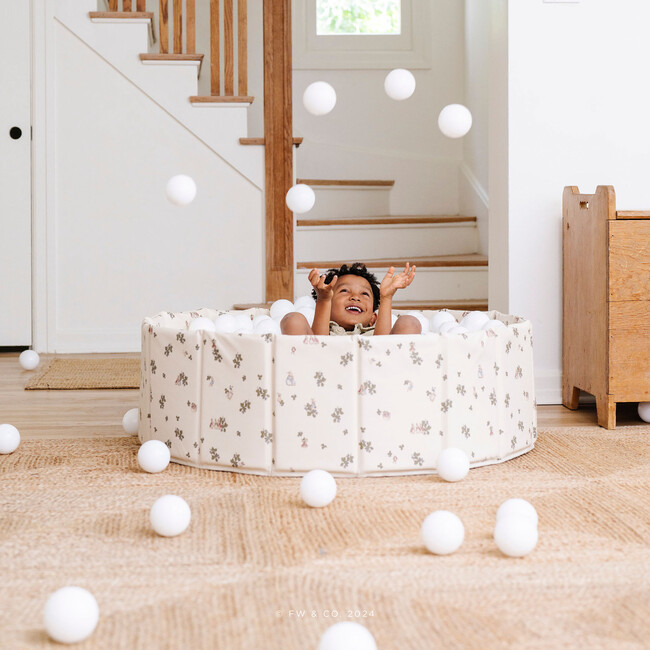 Classic Cushioned Ball Pit, Peter Rabbit - Developmental Toys - 5