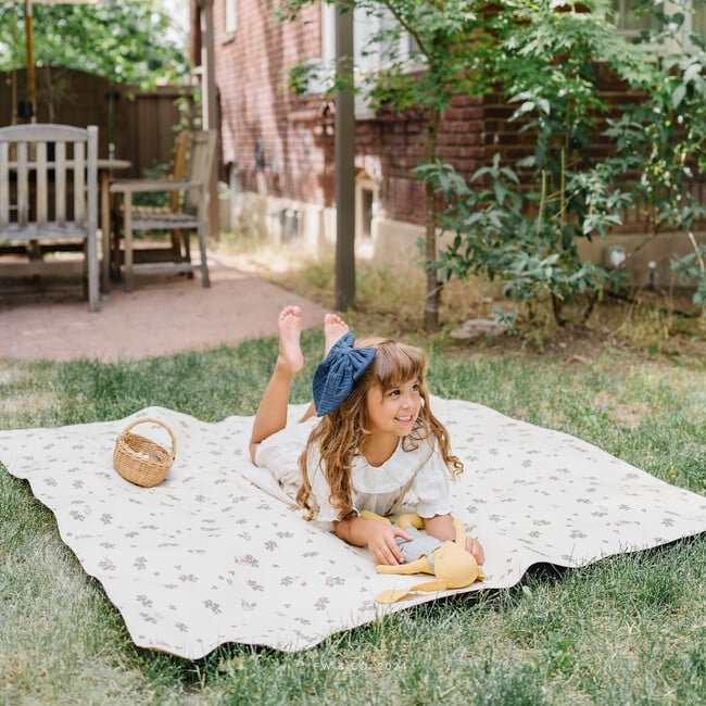 Water-Resistant Midi Mat, Peter Rabbit - Playmats - 5