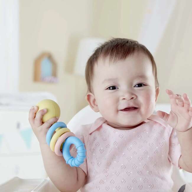 Hape: Rattling Rings Teether - Movable Teething & Rattle Shake Sensory Toy - Developmental Toys - 2