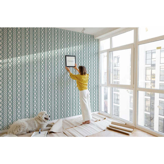 Treillage Non-Woven Wallpaper, Celadon - Wallpaper - 4