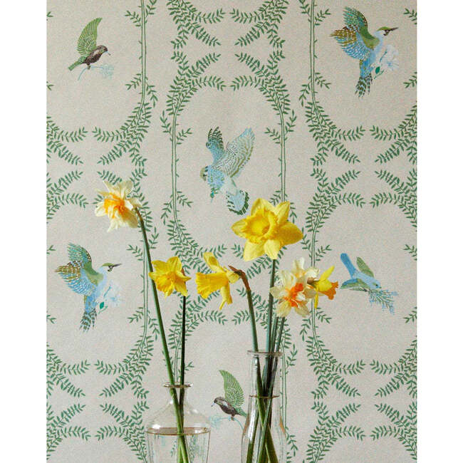 Envolée Non-Woven Wallpaper, Linden