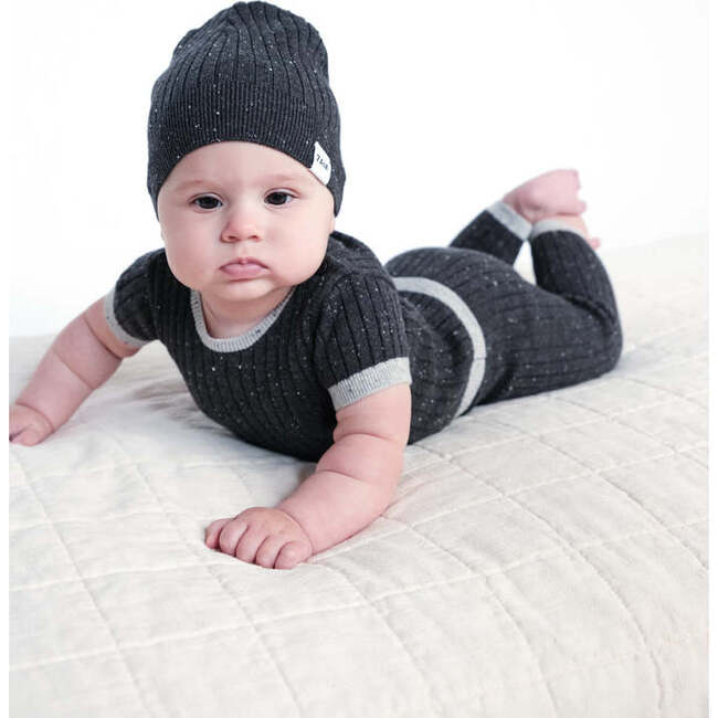 Baby Hug Me Beanie, Black Melange - Hats - 4