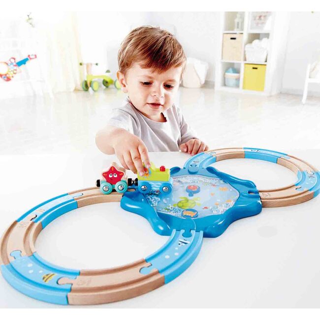 Hape: Undersea Figure 8 - Wooden Train Track Playset - Woodens - 2