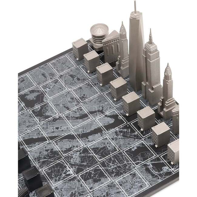 Chess Set Stainless Steel NEW YORK with Wood Map Board - Games - 3