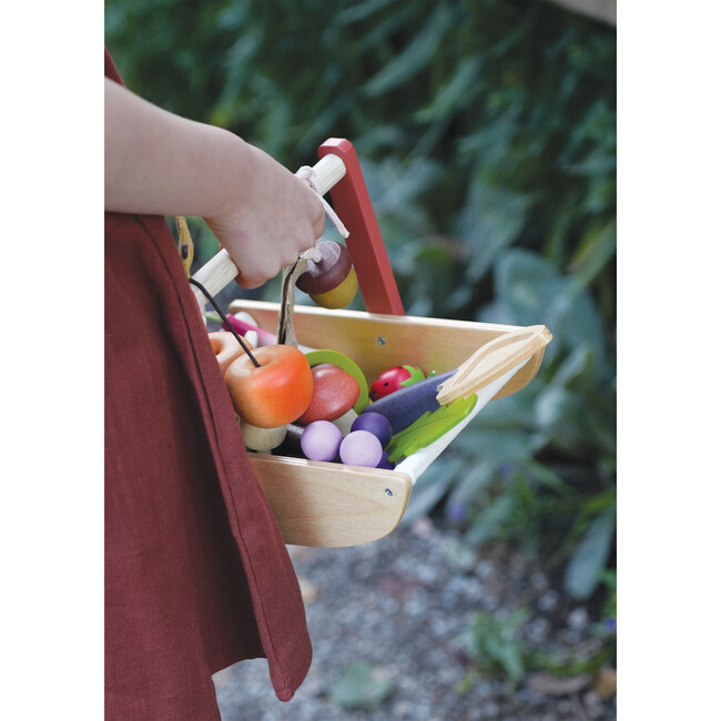 Wild Wood Foraging Trug - Play Kits - 6